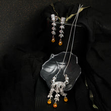 Load image into Gallery viewer, White &amp; Golden Stone Studded Pendant Set