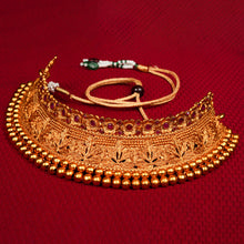 Load image into Gallery viewer, Golden &amp; Red Jadau Necklace Set