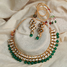 Load image into Gallery viewer, White &amp; Green Kundan Necklace Set