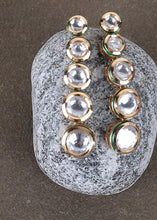 Load image into Gallery viewer, Daisy White Kundan Necklace Set