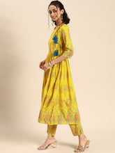 Load image into Gallery viewer, Anghrakha style Kurta with palazzo