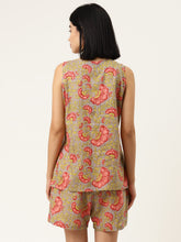 Cargar imagen en el visor de la galería, Sleeveless Kurta with shorts set