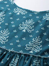 Load image into Gallery viewer, Camisole top with Shorts