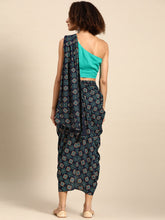 Cargar imagen en el visor de la galería, Cowl Skirt with dupatta drape and blouse