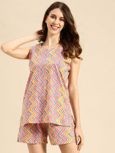 Cargar imagen en el visor de la galería, Kurti with Shorts Set
