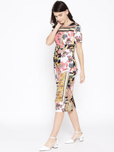 Cargar imagen en el visor de la galería, Pencil fit printed Midi Dress with back slit