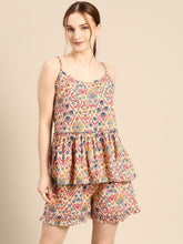 Load image into Gallery viewer, Camisole top with Shorts