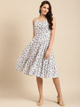 Load image into Gallery viewer, Strappy flared dress