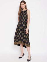 Load image into Gallery viewer, Deep back box pleated Midi Printed Dress