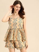 Load image into Gallery viewer, Camisole top with Shorts