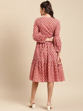 Load image into Gallery viewer, Midi Layered dress with balloon sleeve