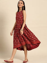 Load image into Gallery viewer, Deep back box pleated Dress
